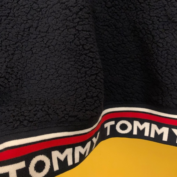 Tommy Hilfiger Half Zip Sherpa - Picture 3 of 3